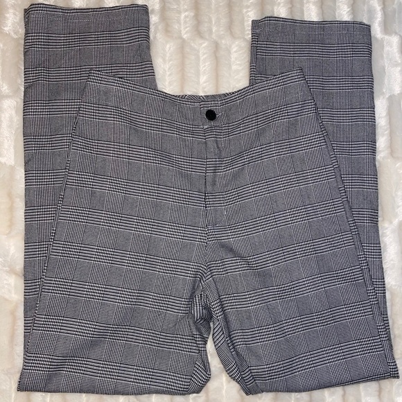 Plaid Brandy Melville Pants/Leggings - Picture 4 of 6